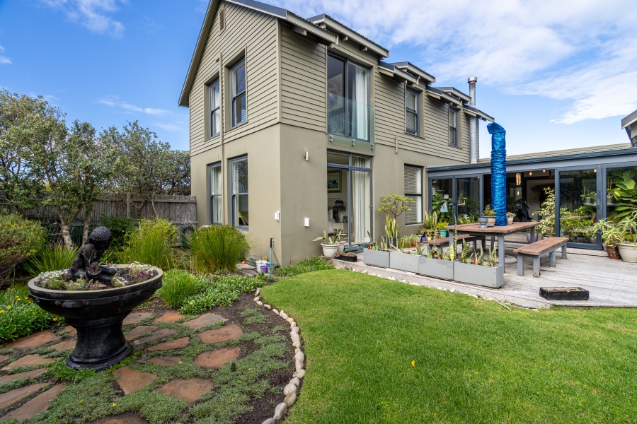 To Let 3 Bedroom Property for Rent in Lake Michelle Western Cape